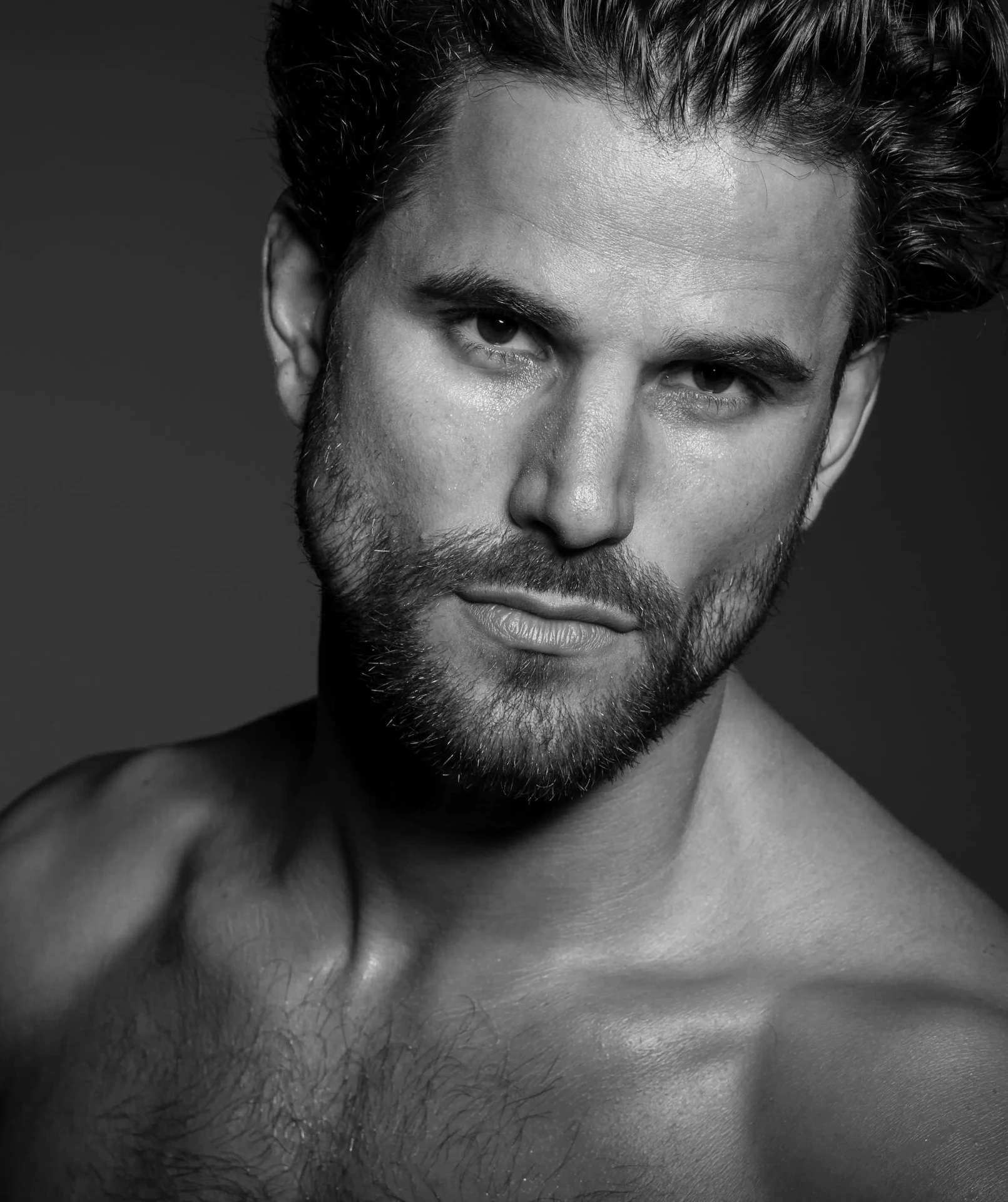 Yves Unser — Fashion · International
